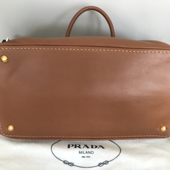 Prada Bag - Picture 3 of 3